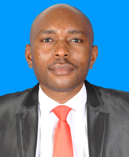 Dr Kiru Sichoongwe
